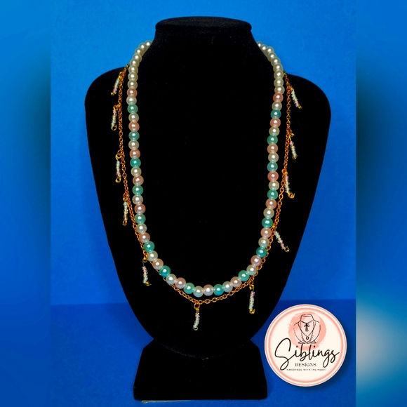 Jewelry - Necklaces and bracelets